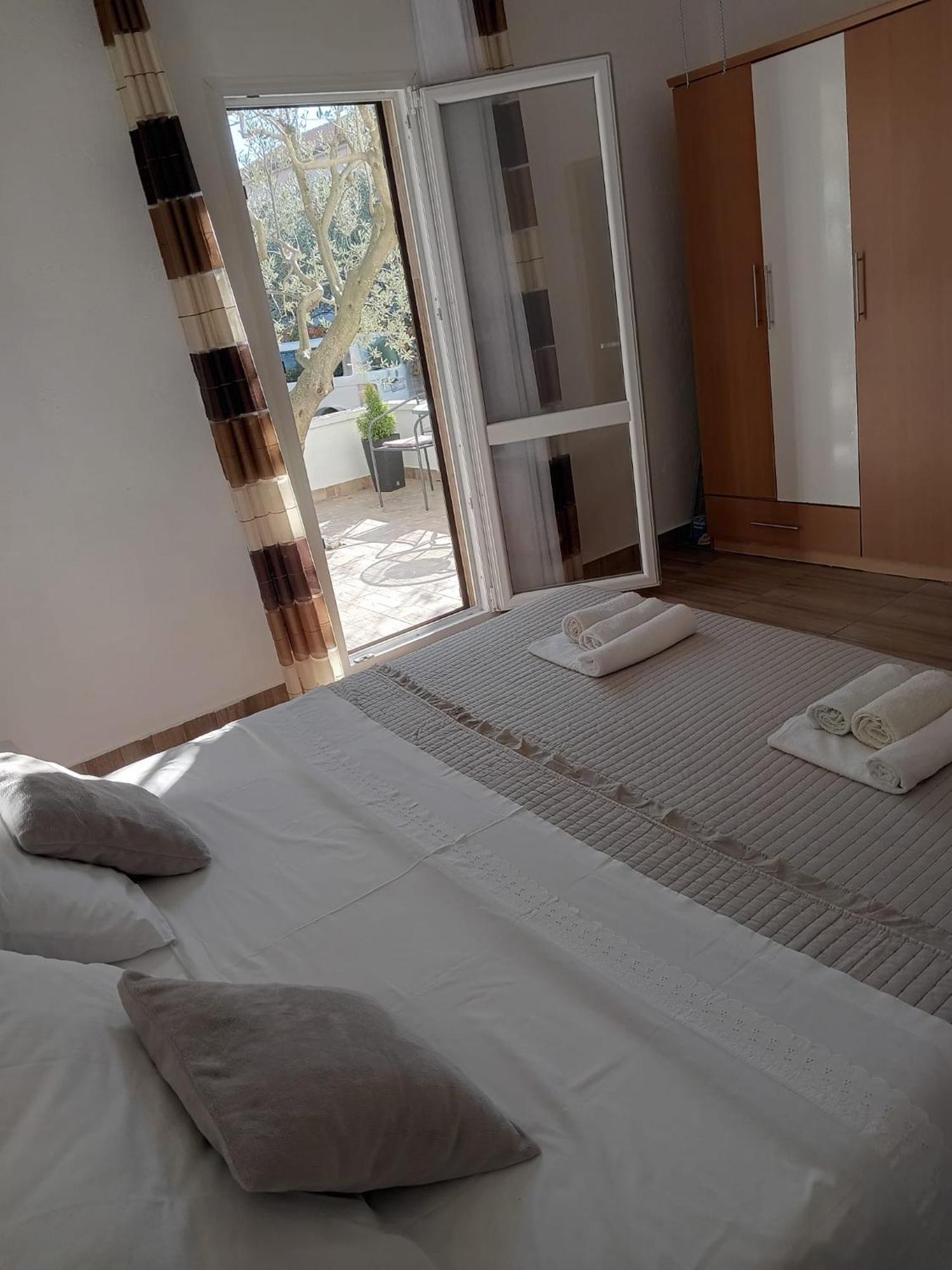 Apartmani Goga 塞利讷 外观 照片